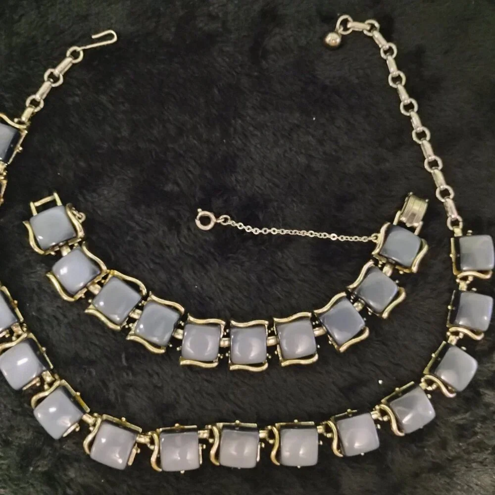 Coro Blue Necklace and Bracelet Set (201) - Picture 3 of 6